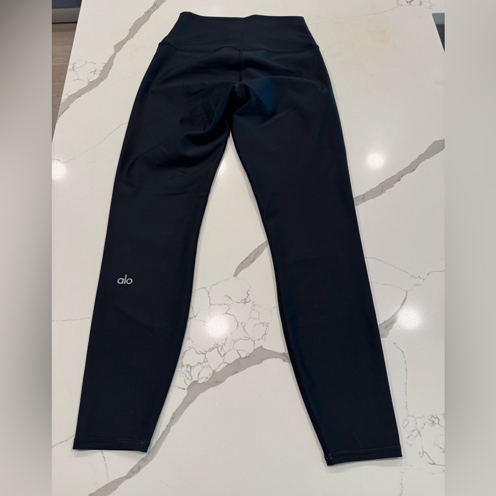 Alo Airlift High-Waist Leggings 7/8 Length - Black